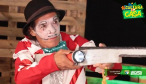 Leo Malabarista vive a arte do circo há 34 anos